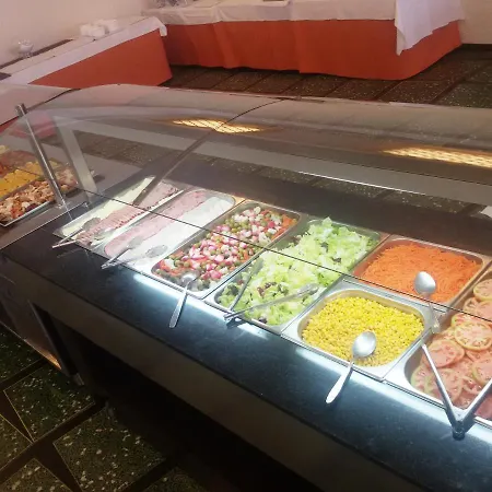 斯卡尼亚酒店