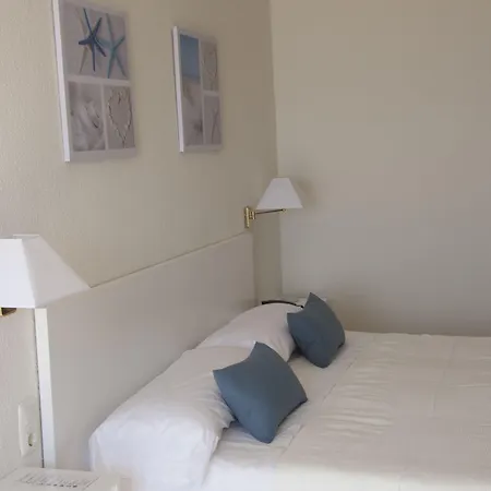 Hotell Sicania 3*