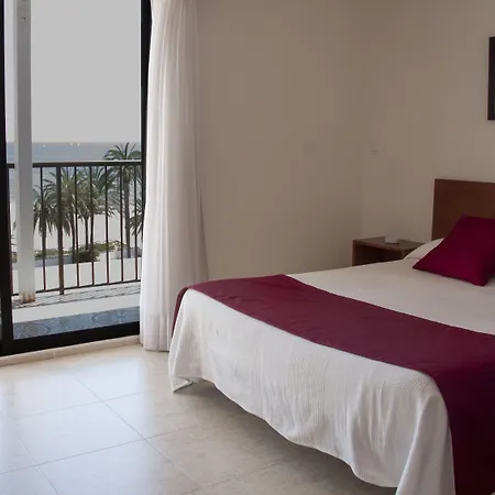 Hotell Sicania 3*